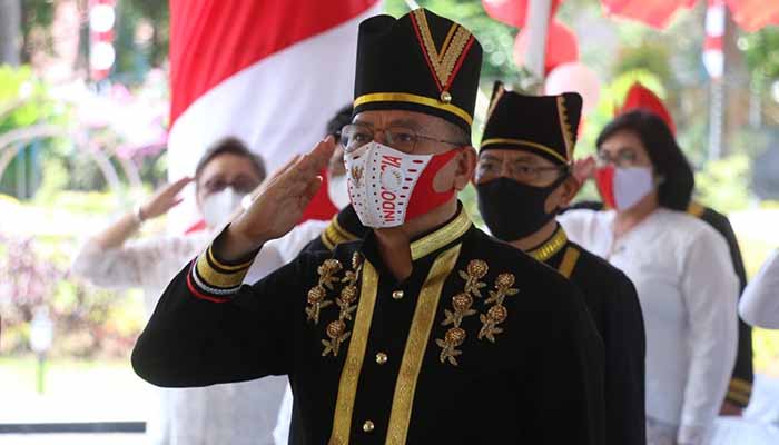 Peringati HUT RI ke – 75, Pemkot Tomohon mengikuti Upacara Bendera Secara Virtual