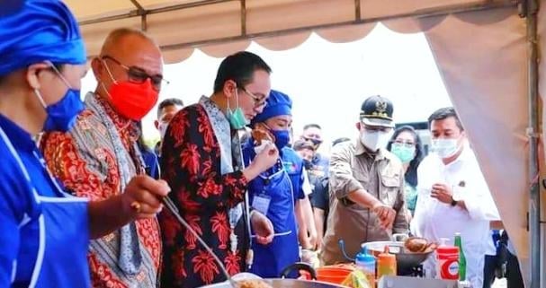 Wamen Jerry Sambuaga Hadiri Kick Off Duta IKM Go Export