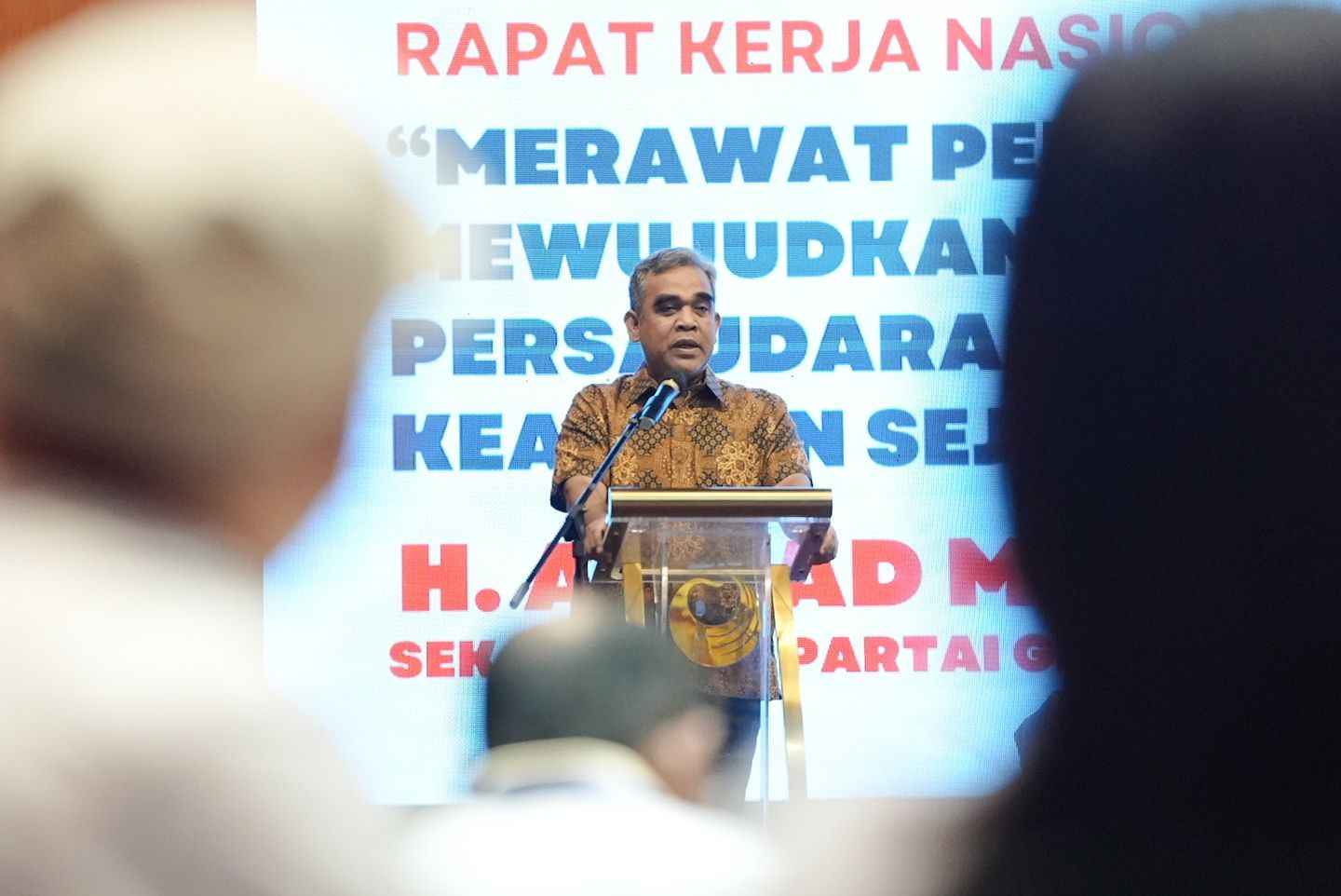 Muzani Respons Kunjungan Prabowo di Eropa: The New Soekarno