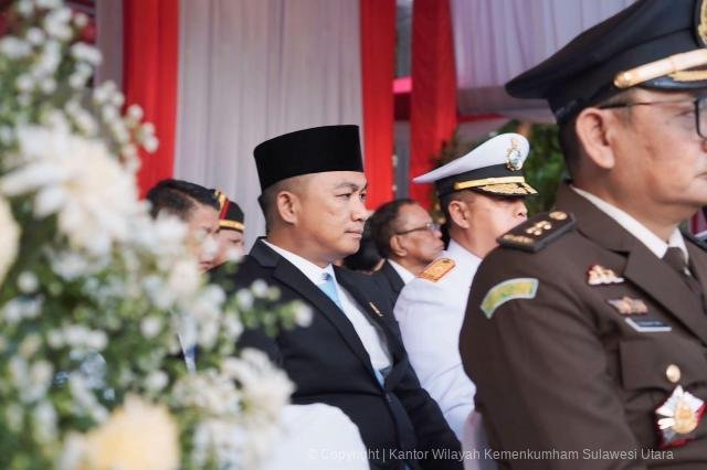 Kakanwil Kemenkum Sulut Hadiri Upacara Penurunan Bendera HUT ke-81 RI